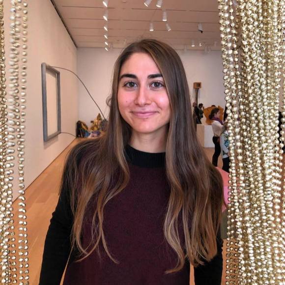 Meet your Posher, Ayse - Picture 1 of 1